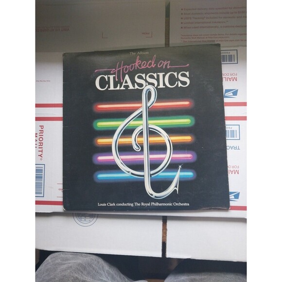 Hooked On Classics Louis Clark Conducting The Royal PHILHARMONIC ORCHESTRA - Picture 1 of 7